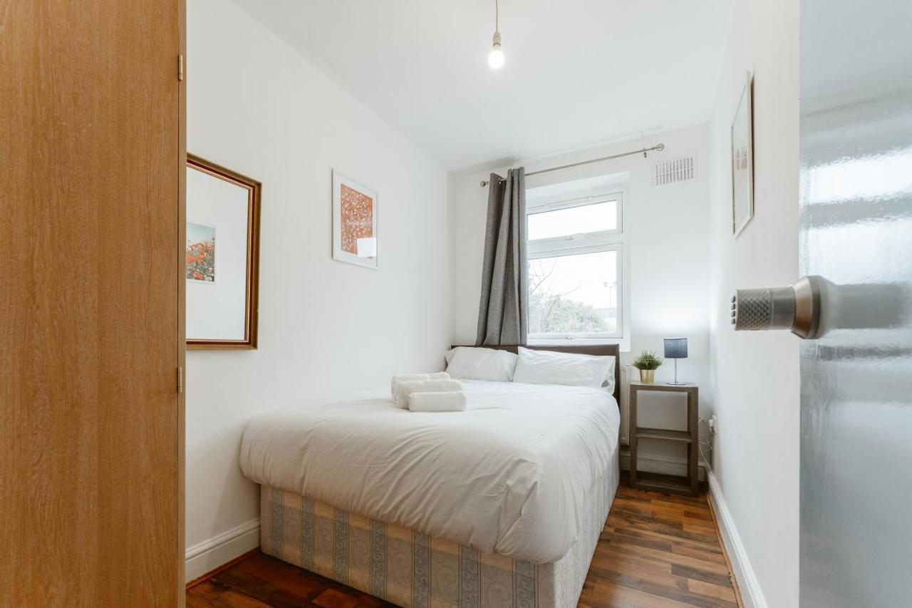 Upton Park Bedrooms 25 Min To Central Londres Exterior foto