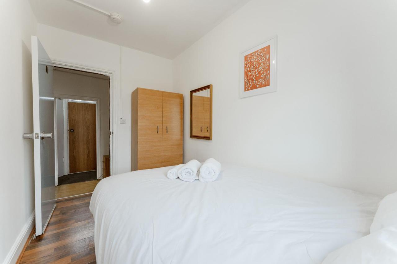 Upton Park Bedrooms 25 Min To Central Londres Exterior foto